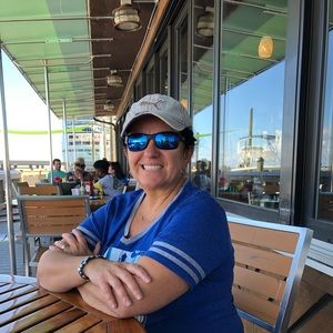 Meet your Posher, Andrea